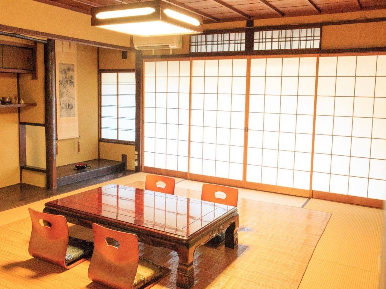 京都二条城近く京町屋120年の歴史に泊まる Exteriör bild