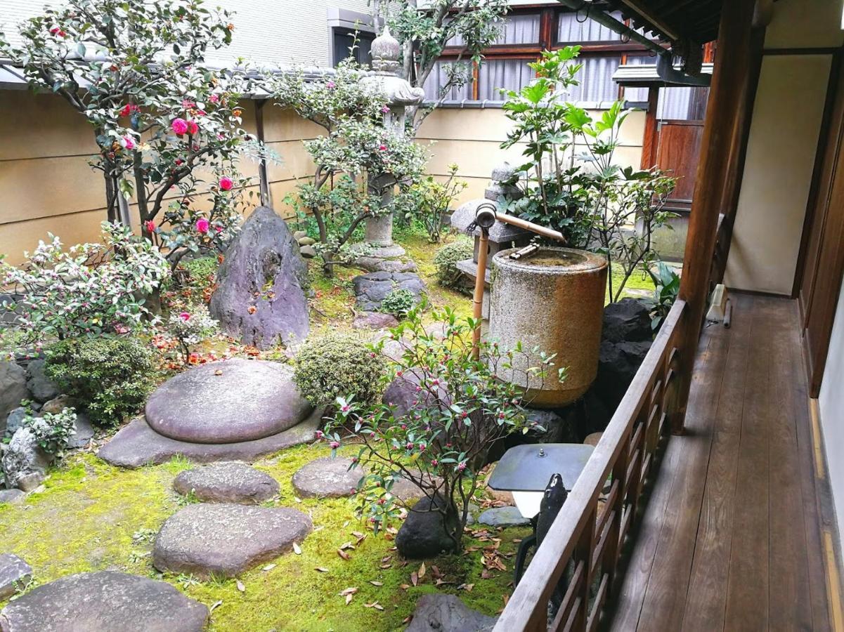 京都二条城近く京町屋120年の歴史に泊まる Exteriör bild